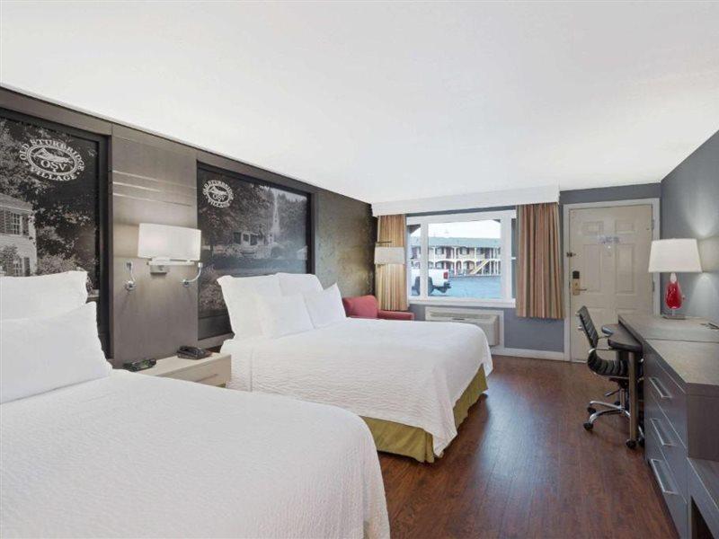 Hotel Super 8 By Wyndham Sturbridge Esterno foto