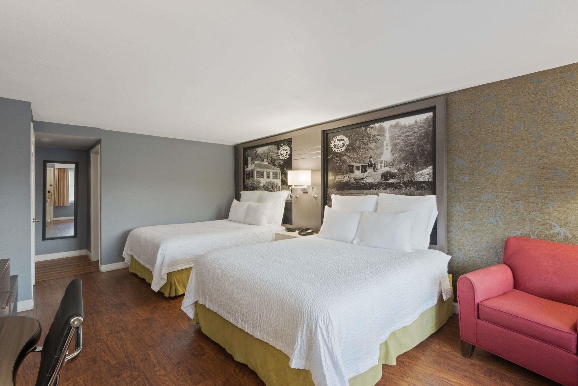 Hotel Super 8 By Wyndham Sturbridge Esterno foto