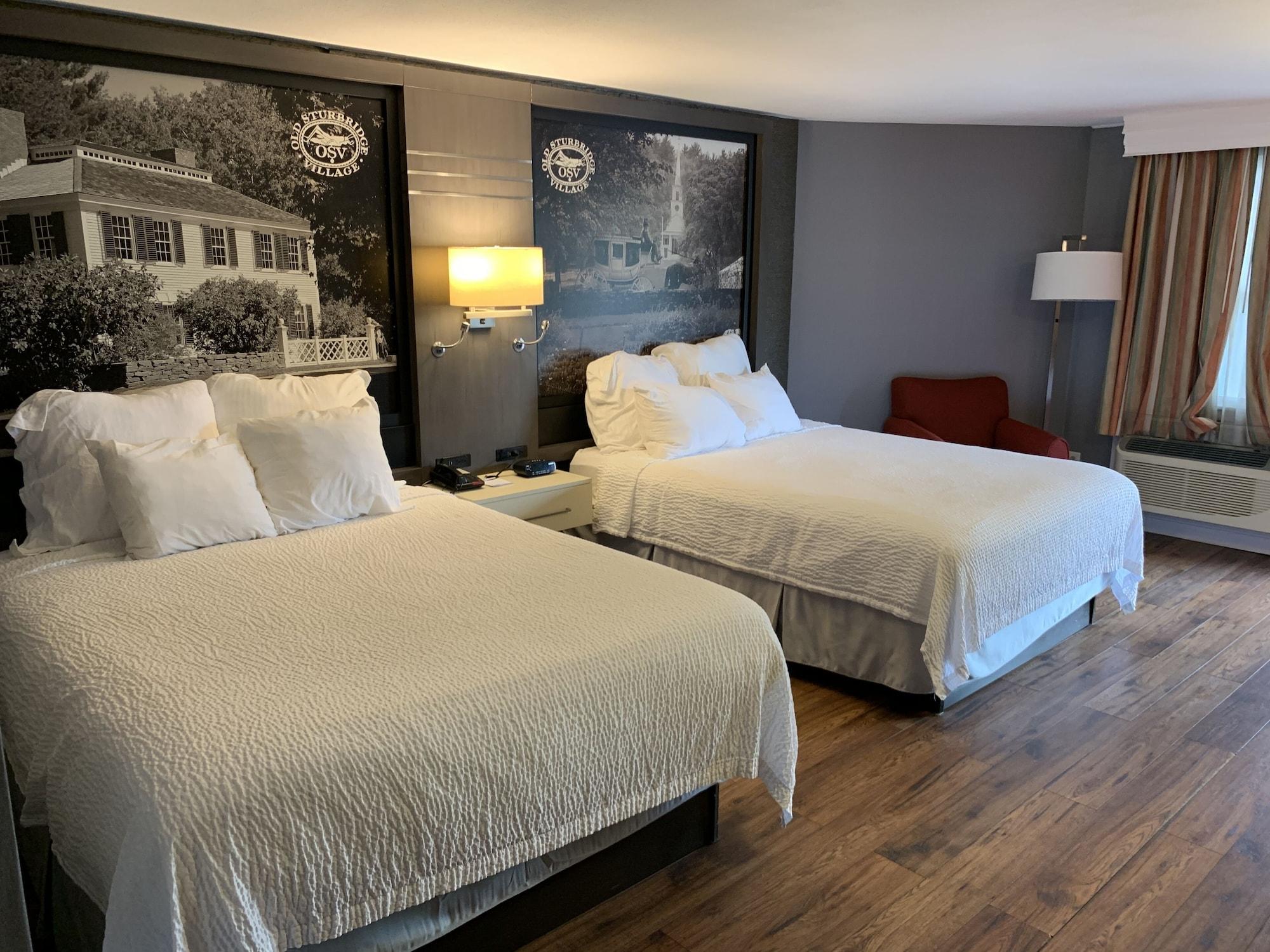 Hotel Super 8 By Wyndham Sturbridge Esterno foto