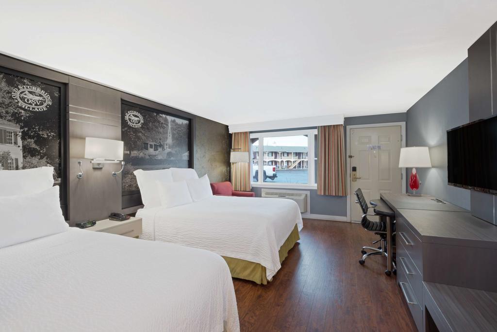 Hotel Super 8 By Wyndham Sturbridge Esterno foto